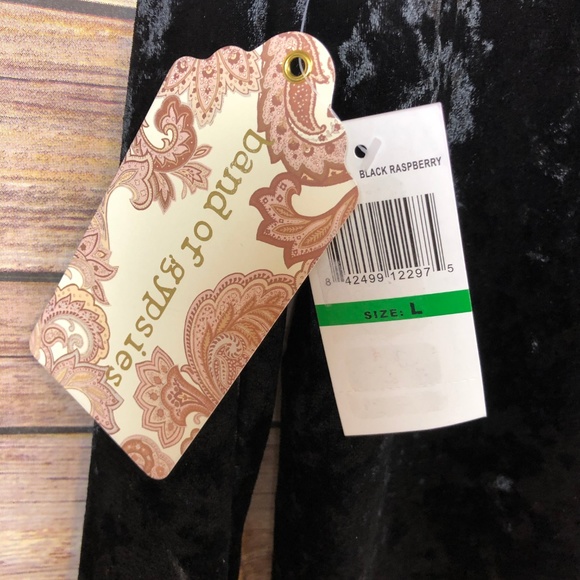 Anthro | Band of Gypsies NWT Black Velvet Crop Top - Picture 4 of 5